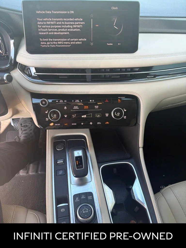 Certified Used 2023 Majestic White INFINITI LUXE image 7
