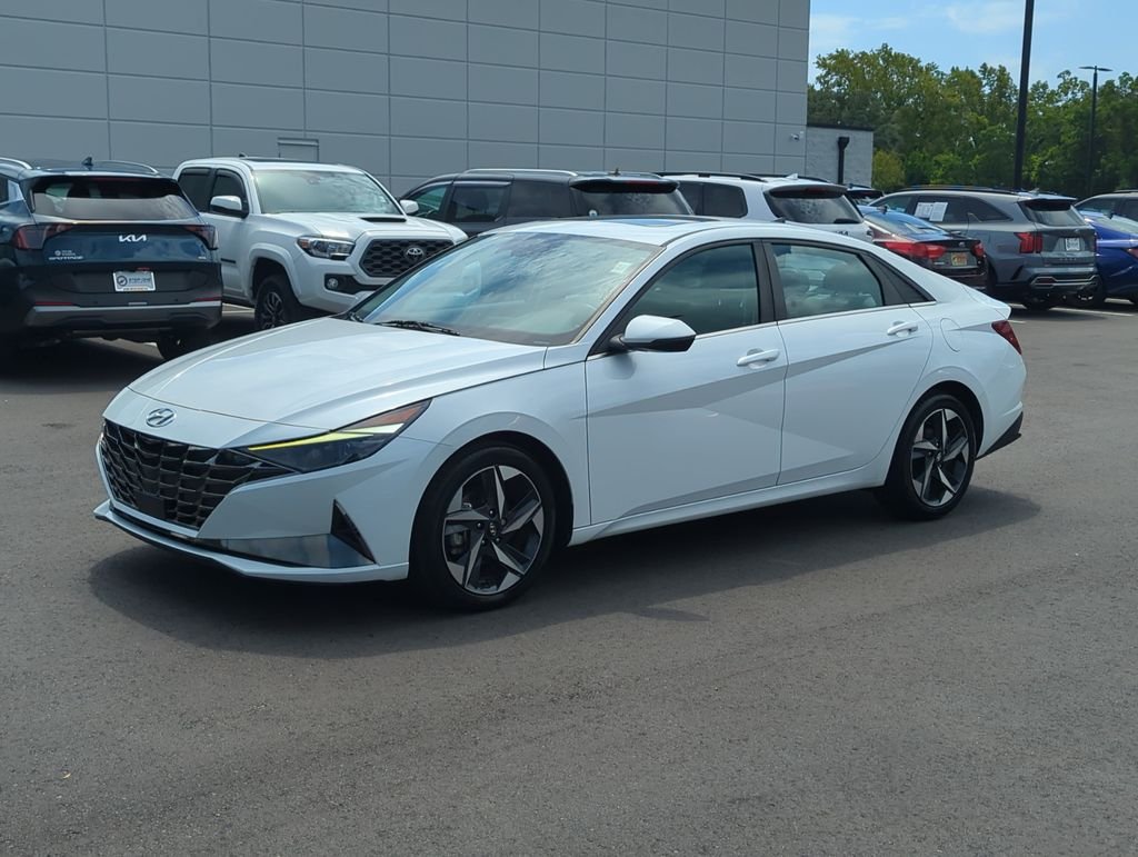 Used 2023 Gray Hyundai Limited image 2