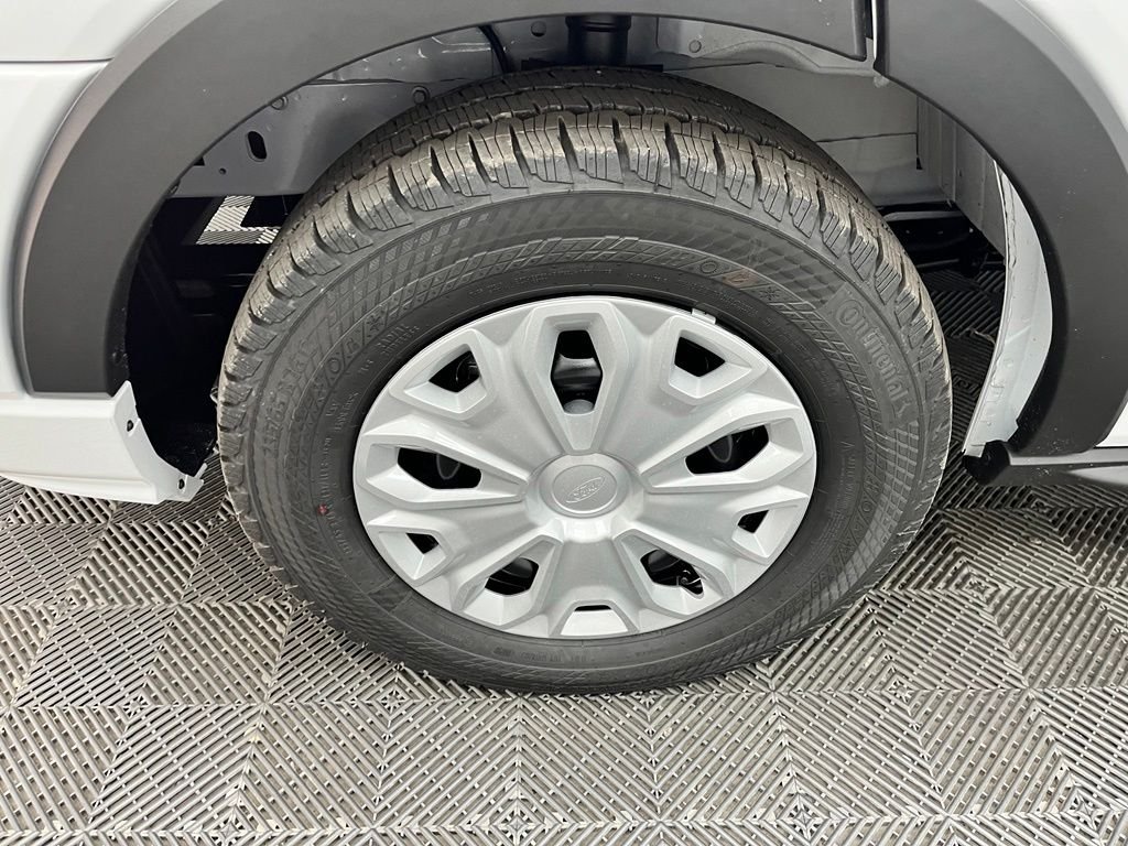 New 2026 White Ford XLT image 16