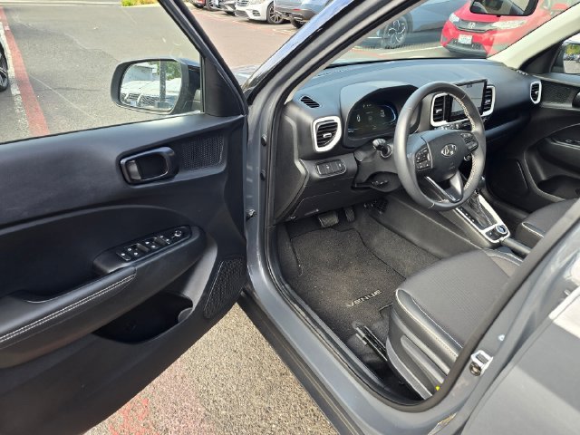Certified Used 2025 Black Hyundai Limited image 19