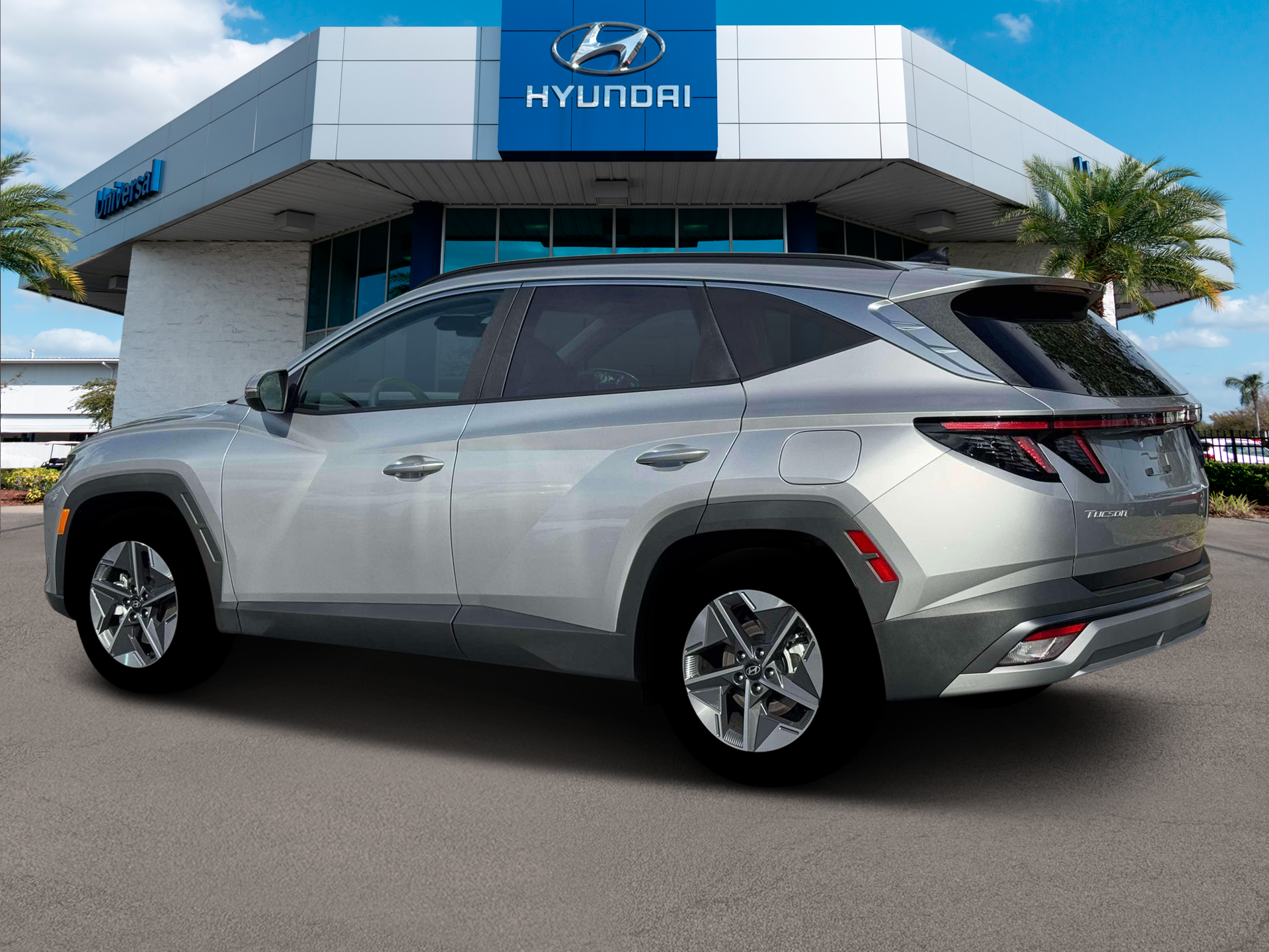 New 2026 Silver Hyundai SEL Premium FWD image 4