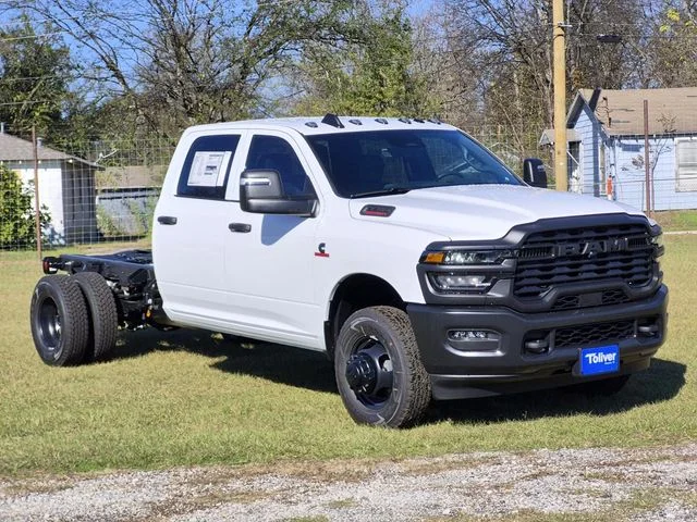 New 2026 Bright White Clear-Coat Exterior Paint RAM Tradesman image 2