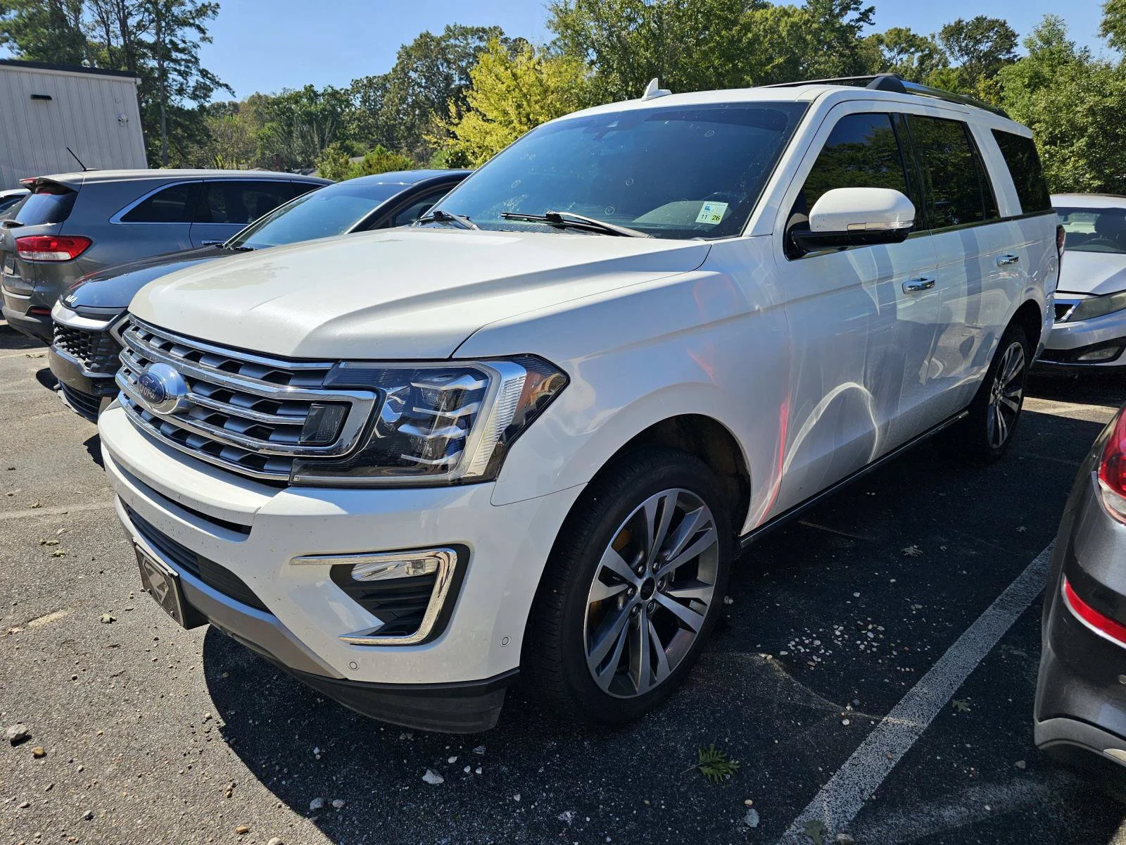 Used 2020 White Ford Limited image 8