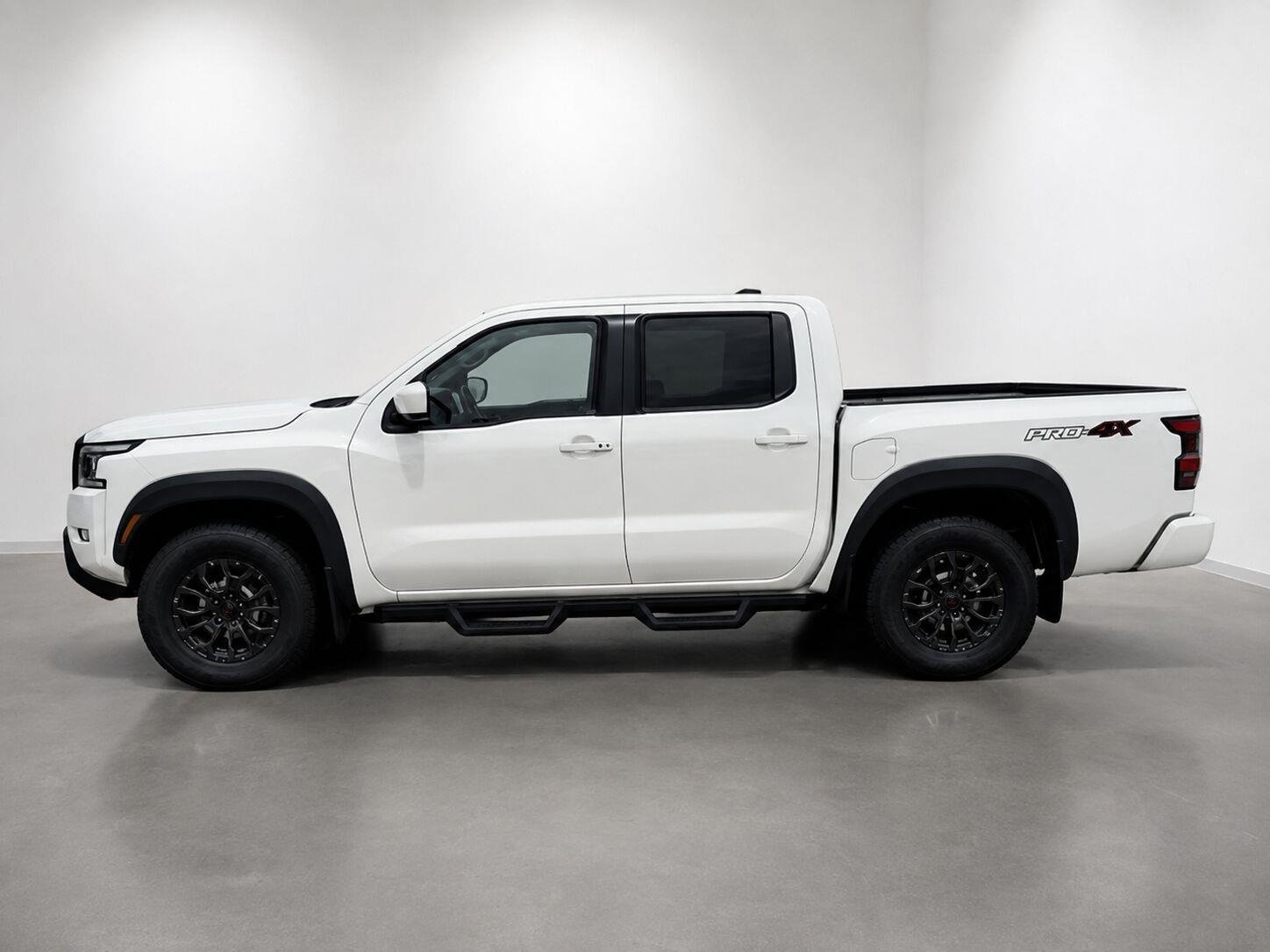 Used 2023 Glacier White Nissan PRO-4X image 2