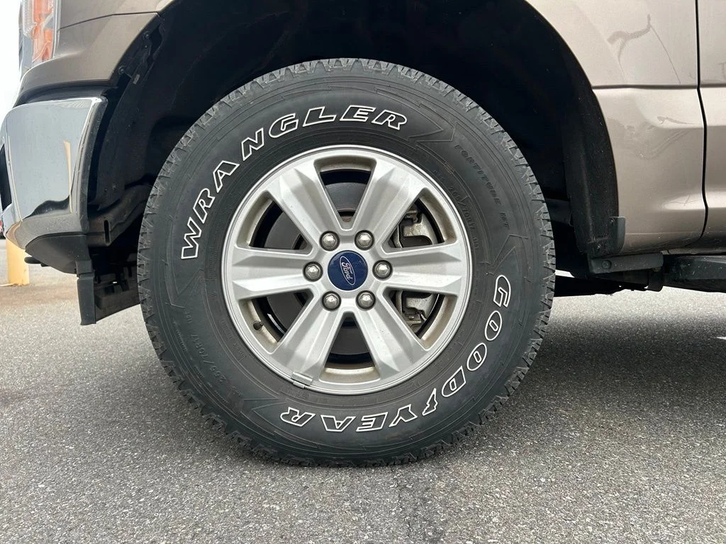 Certified Used 2019 Gray Ford XLT image 22