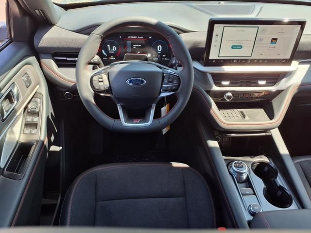 2025 Ford Explorer ST - Photo 6