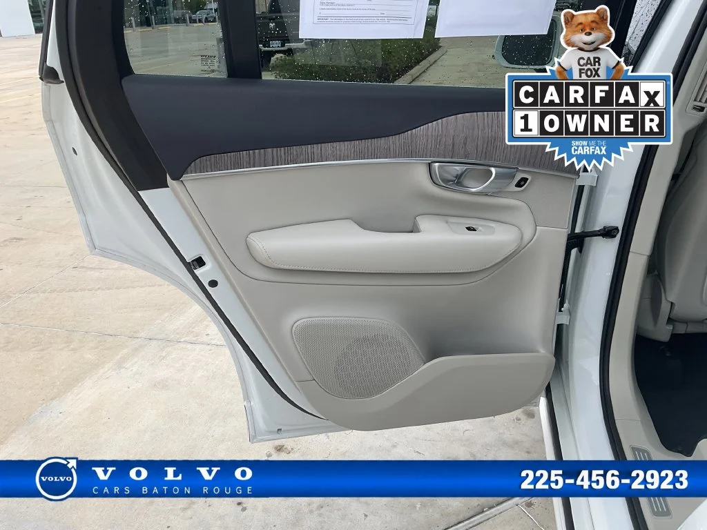 Used 2024 White Volvo B6 Core image 16