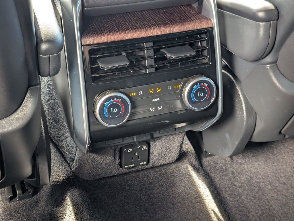 Used 2023 Fuji White Land Rover Autobiography image 26
