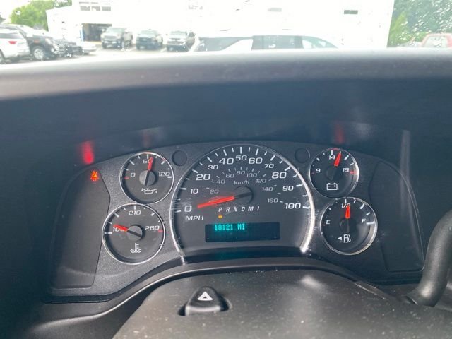 Used 2024 White Chevrolet Work Van image 20