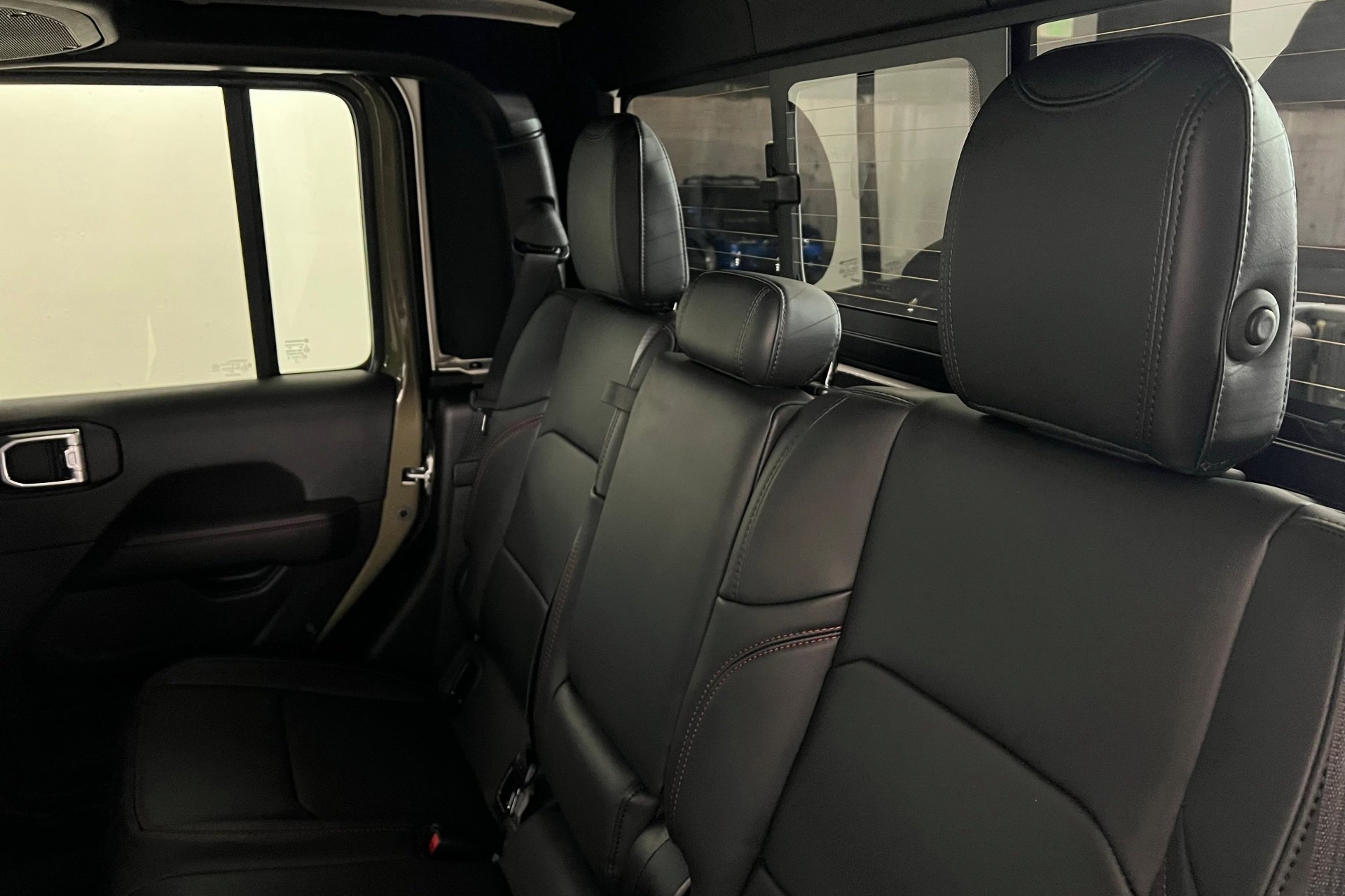New 2025 41 Exterior Paint Jeep Rubicon X image 21