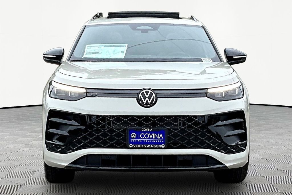 New 2026 Beige Volkswagen 2.0T SE R-Line Black image 2