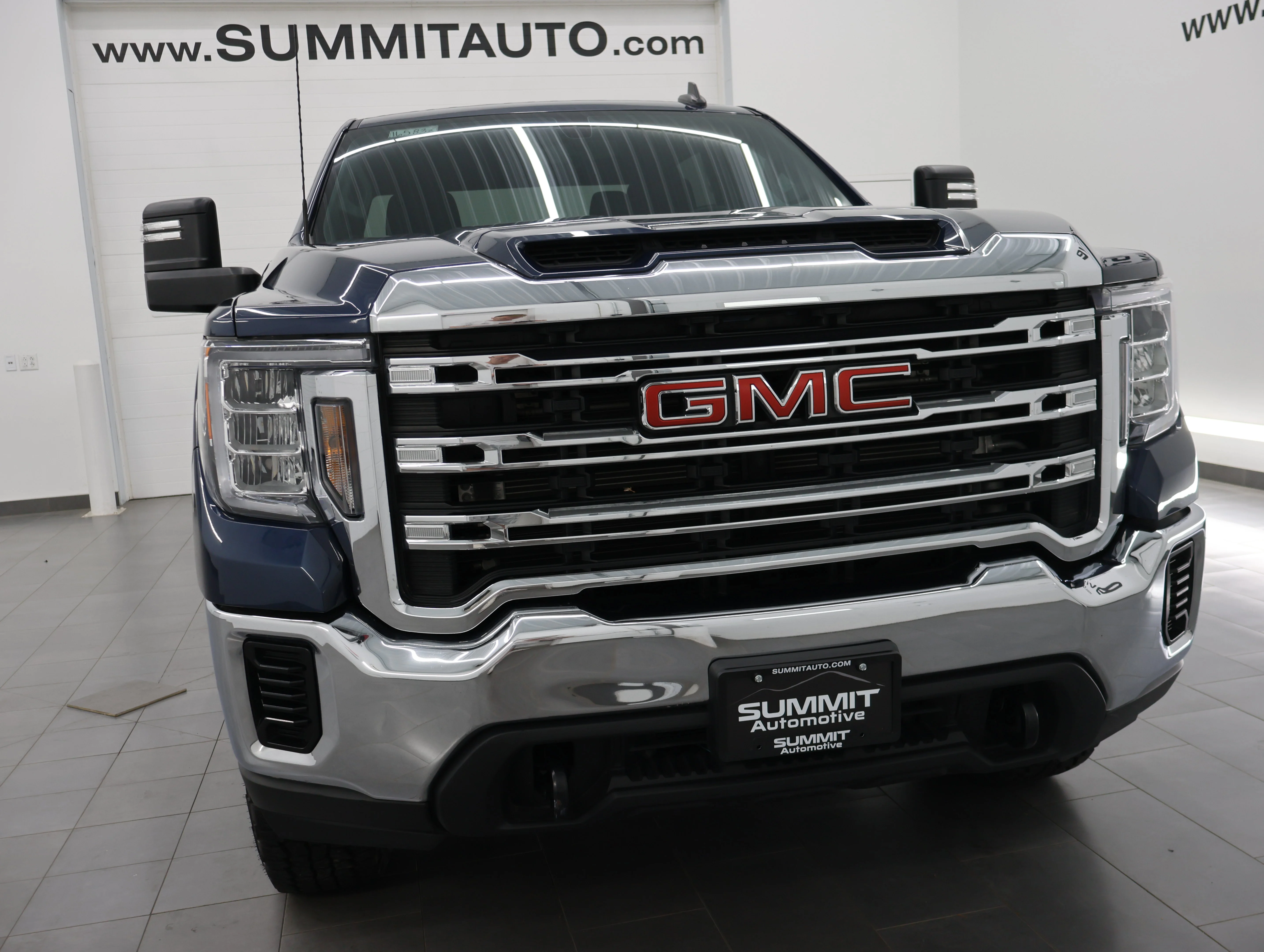 Used 2023 Pacific Blue Metallic GMC SLE image 21