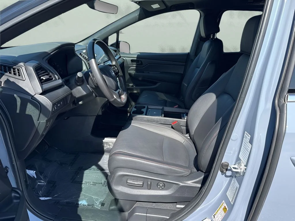 Used 2025 Gray Honda Sport-L image 9