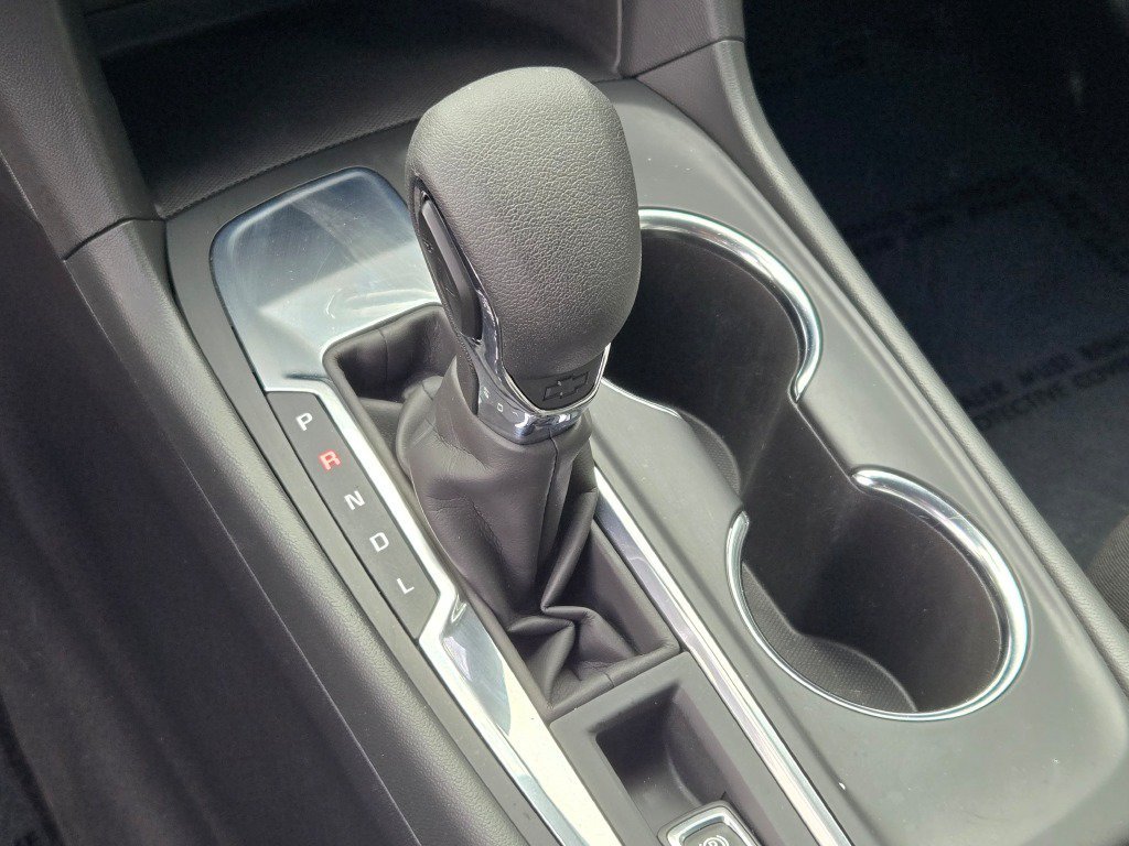 Used 2024 Sterling Gray Metallic Chevrolet LS image 27