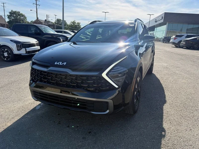 Used 2024 Black Kia X-Line image 3