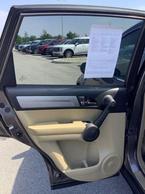 2011 Honda CR-V SE - Photo 18