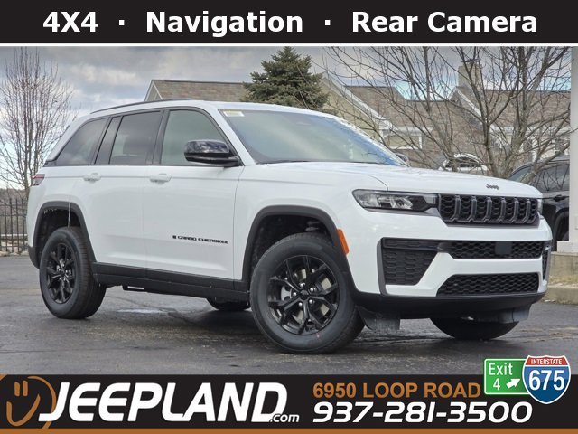 2026 Jeep Grand Cherokee Laredo Altitude