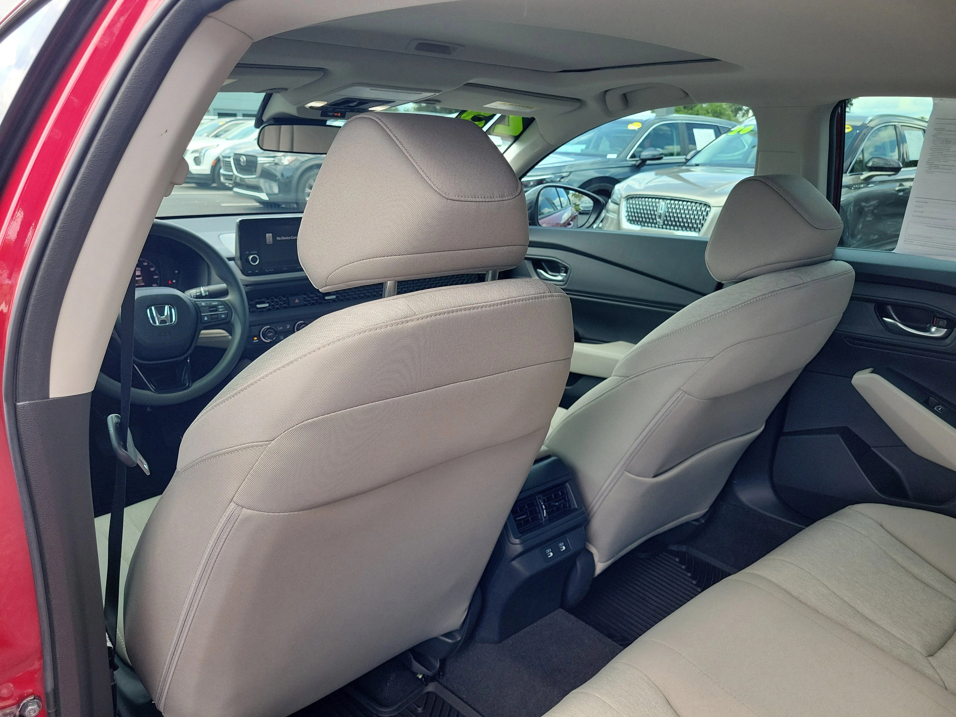 2025 Honda Accord SE - Photo 52