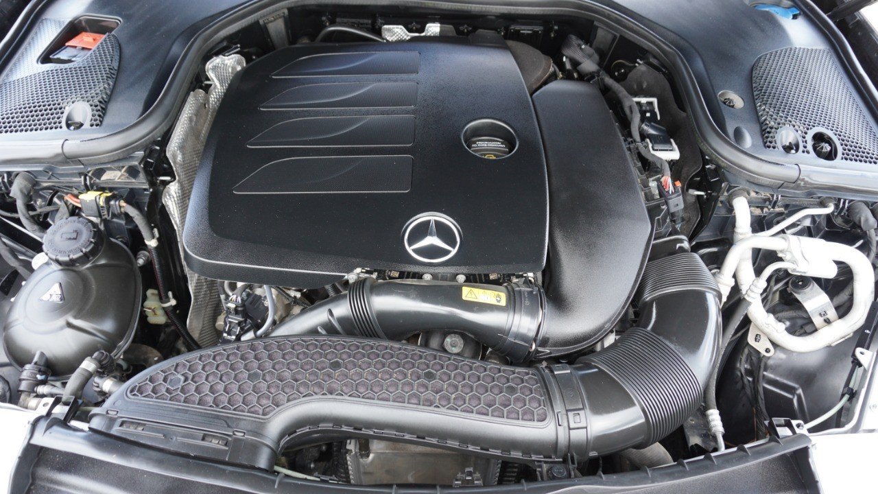 Used 2022 Black Mercedes-Benz E 350 image 38