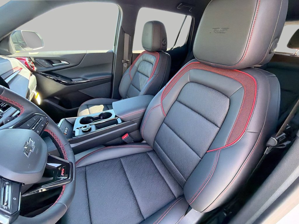 2027 Chevrolet Equinox RS - Photo 17