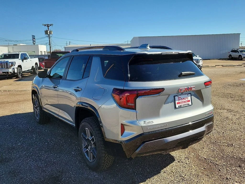 2026 GMC Terrain AT4 - Photo 7