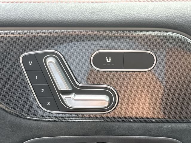2025 Mercedes-Benz GLB Base - Photo 20