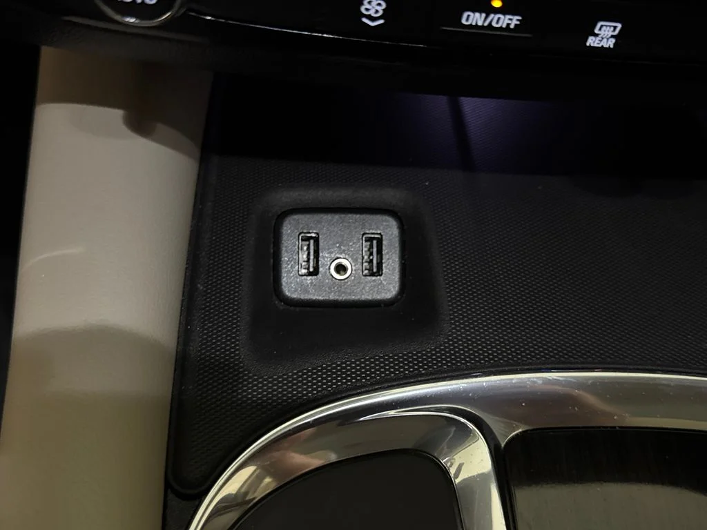 Certified Used 2018 Black Buick Essence image 29