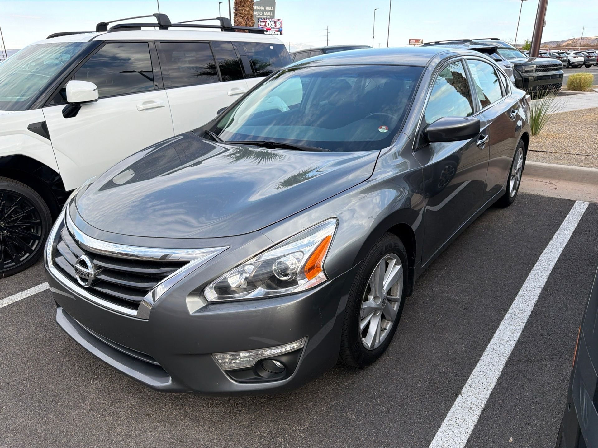Used 2015 Gray Nissan 2.5 SV image 1