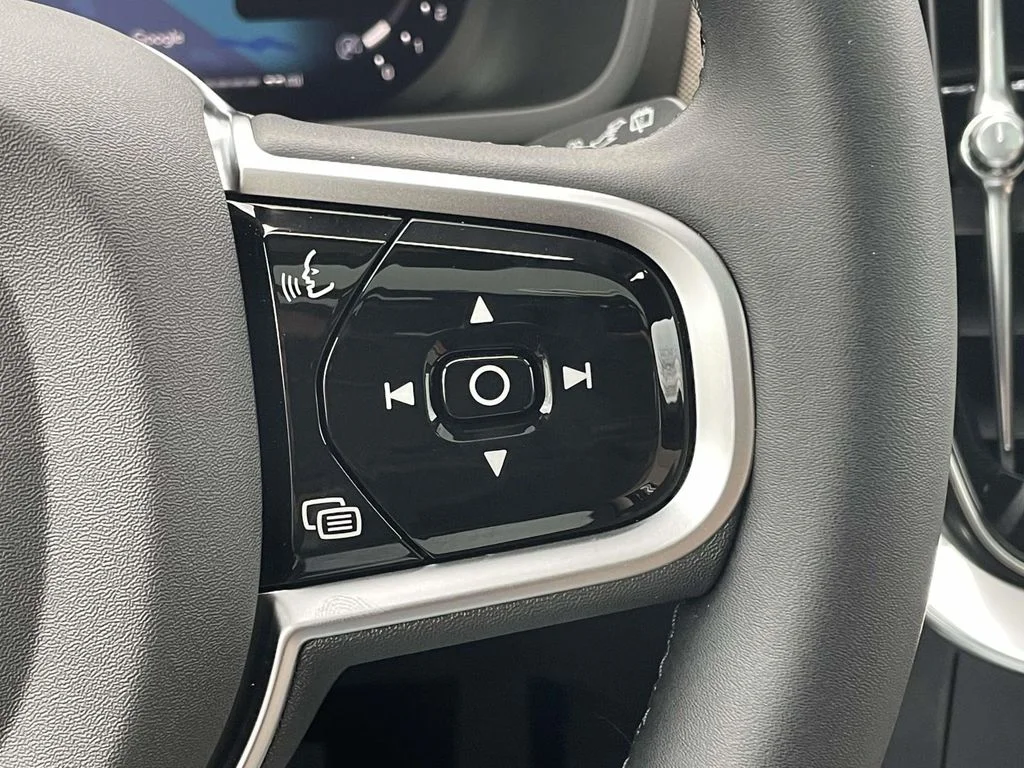 2026 Volvo XC90 Plus - Photo 12