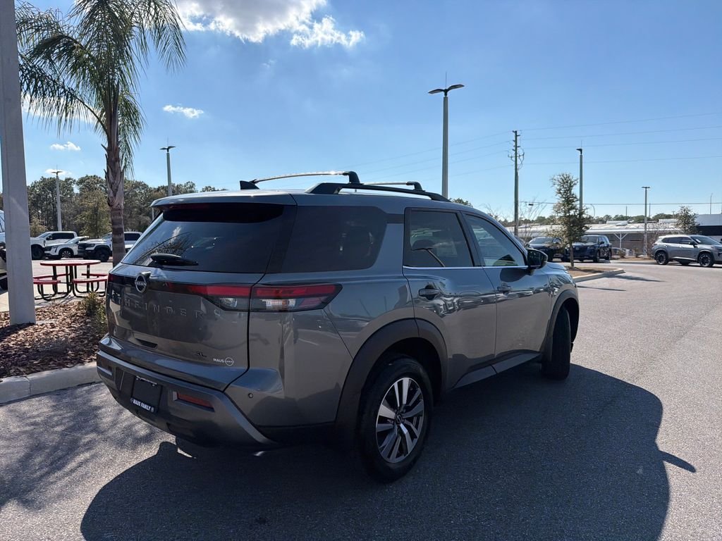 New 2026 Nissan Pathfinder SL 4D Sport Utility
