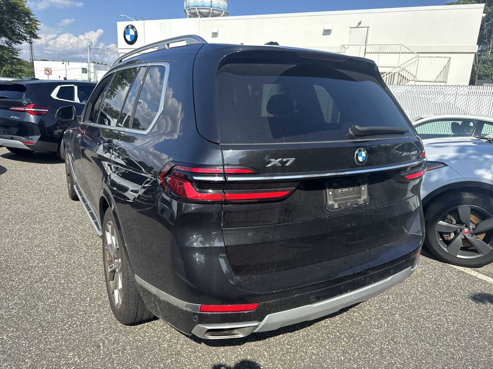 Certified Used 2024 Black Sapphire Metallic BMW xDrive40i image 5