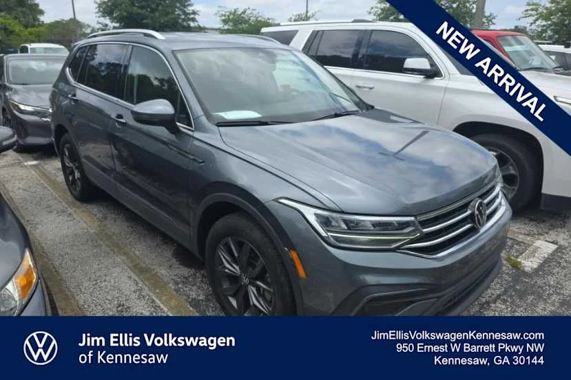 2023 Volkswagen Tiguan 2.0T SE's photo