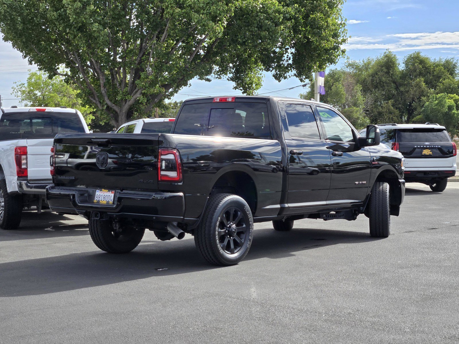 Used 2023 Diamond Black Crystal Pearlcoat Ram Laramie image 5
