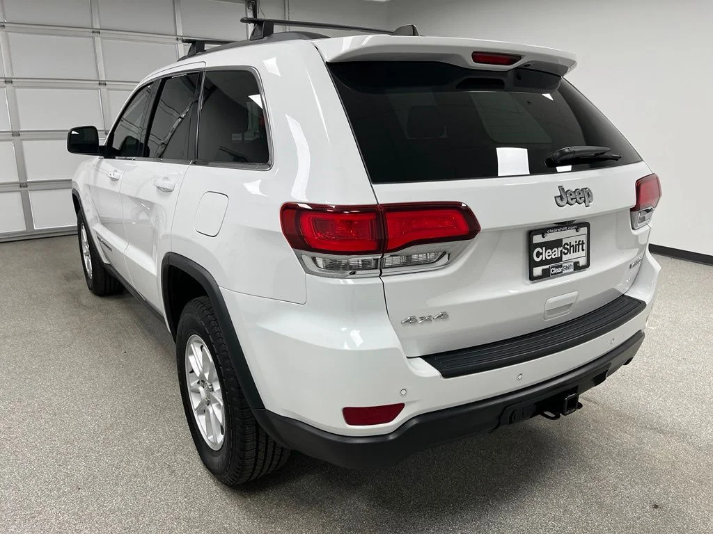Used 2020 White Jeep Laredo E image 8