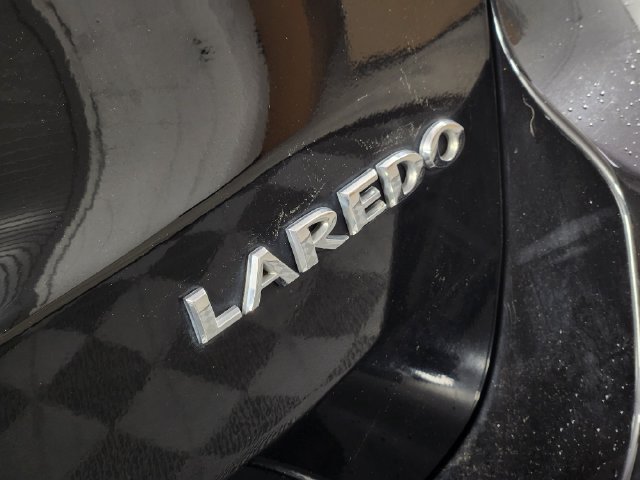 Used 2020 Black Jeep Laredo E image 10