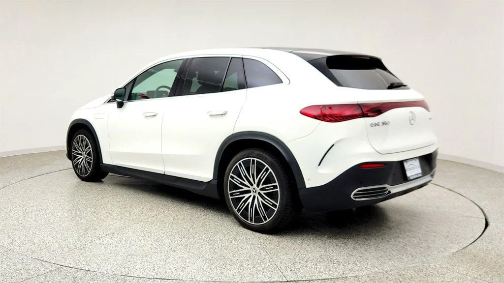 Used 2023 Polar White Mercedes-Benz EQE 350 4MATIC SUV w/ Pinnacle Package, AMG® Line & DIGITAL LIGHT image 7