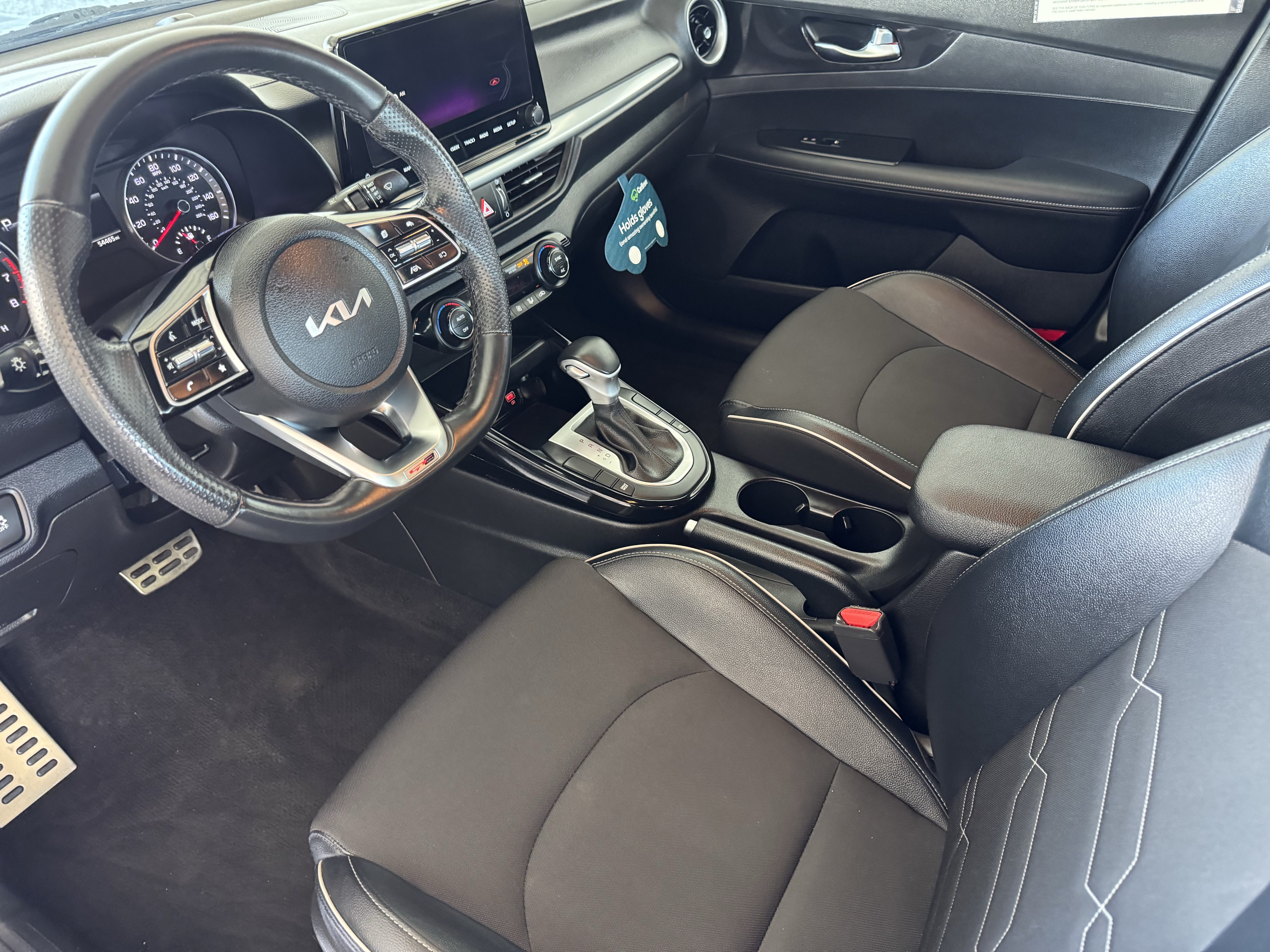 2023 Kia Forte GT-Line - Photo 9