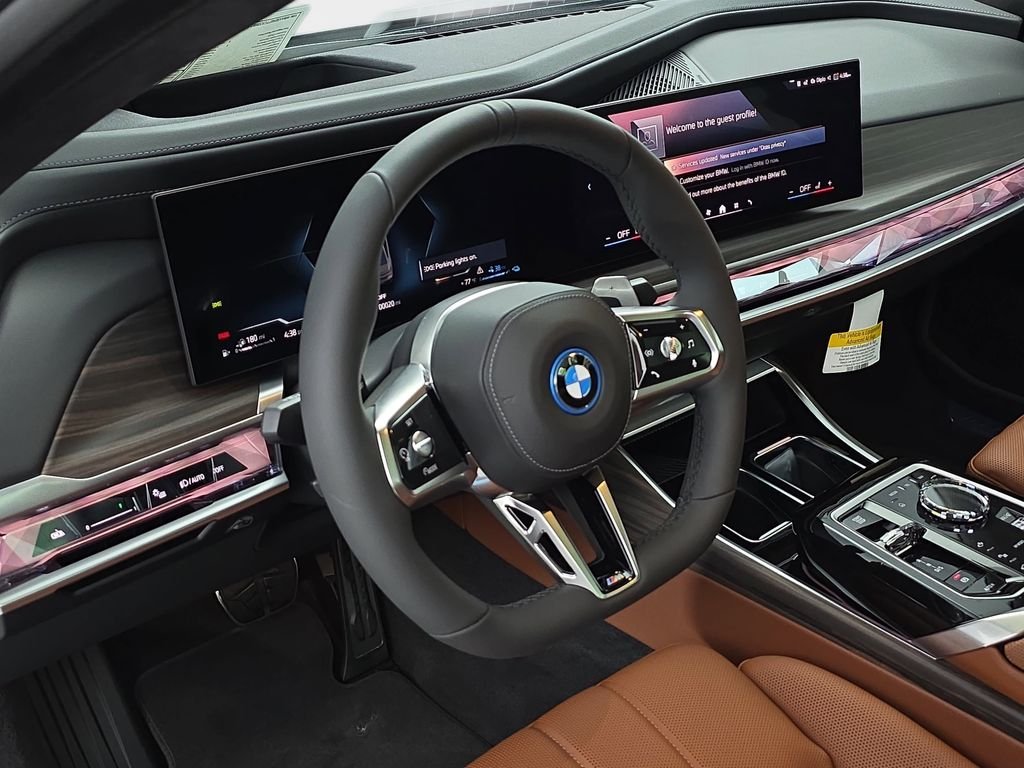 2026 BMW 7 Series 750e - Photo 16