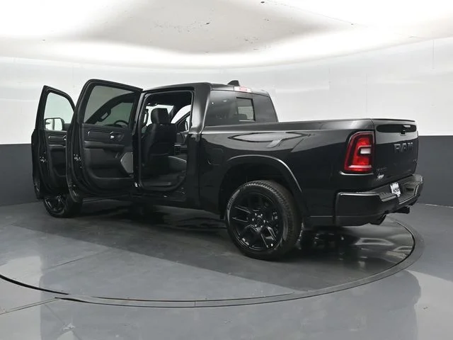 New 2026 Diamond Black Crystal Pearl-Coat Exterior Paint RAM Laramie image 48