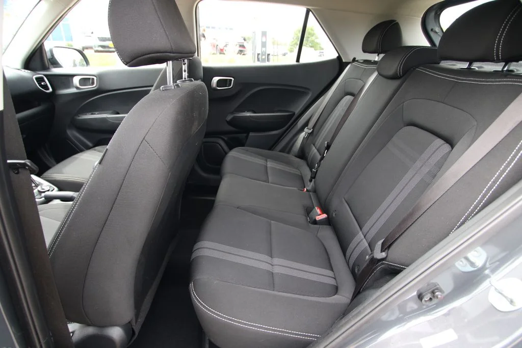 Used 2025 Gray Hyundai SEL image 7