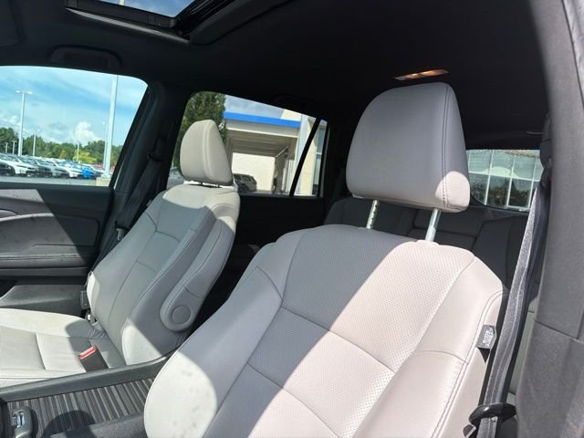 2023 Honda Passport EX-L - Photo 16