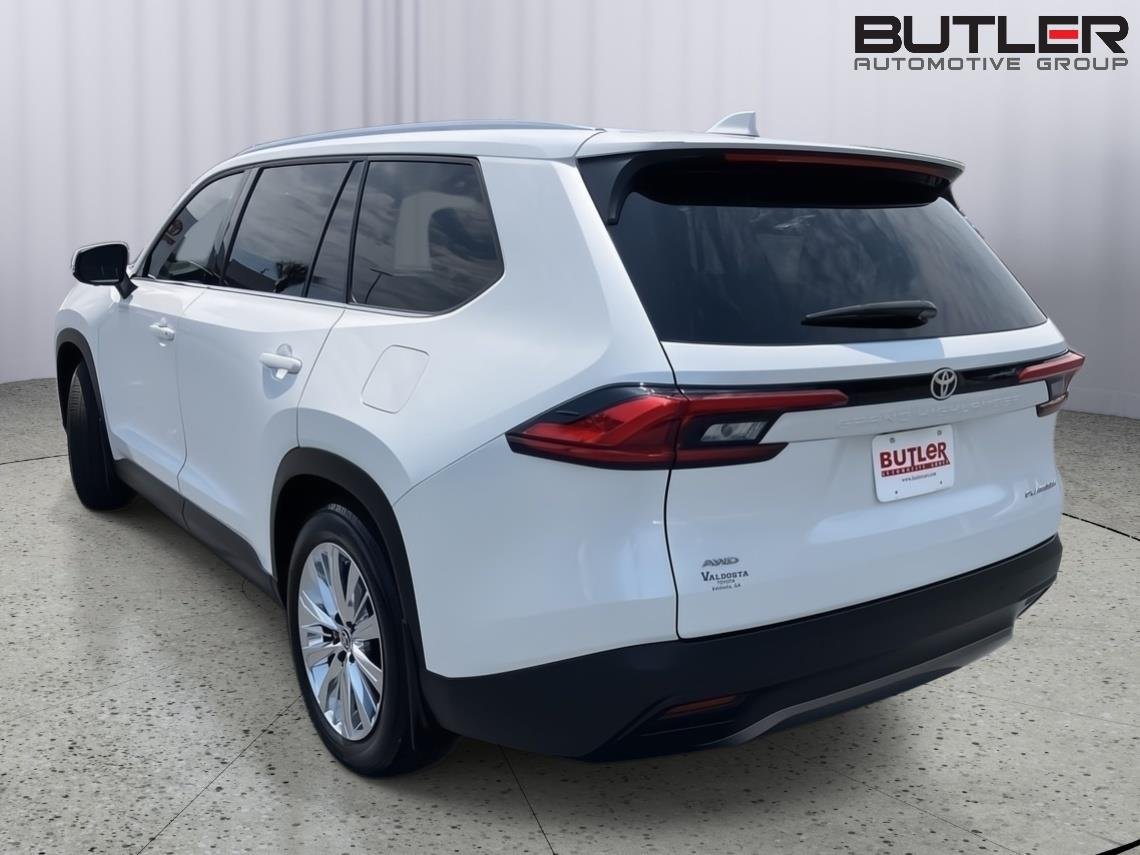Used 2024 White (Wind Chill Pearl) Toyota Platinum AWD image 3