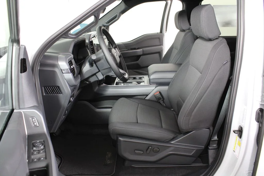 New 2026 Avalanche Ford XLT image 21