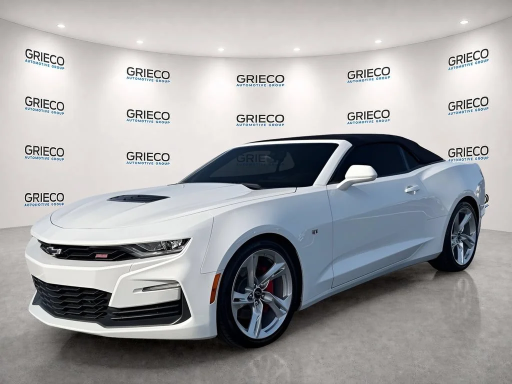 Used 2021 SUMMIT WHITE Chevrolet 2SS image 3