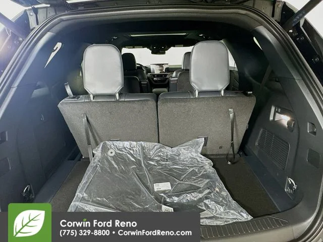 New 2026 Agate Black Metallic Ford ST-Line image 30