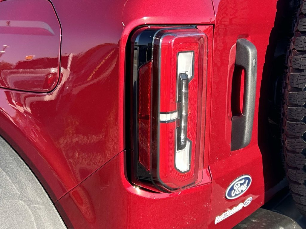 New 2026 Ruby Red Metallic Tinted Clearcoat Ford Outer Banks® image 10