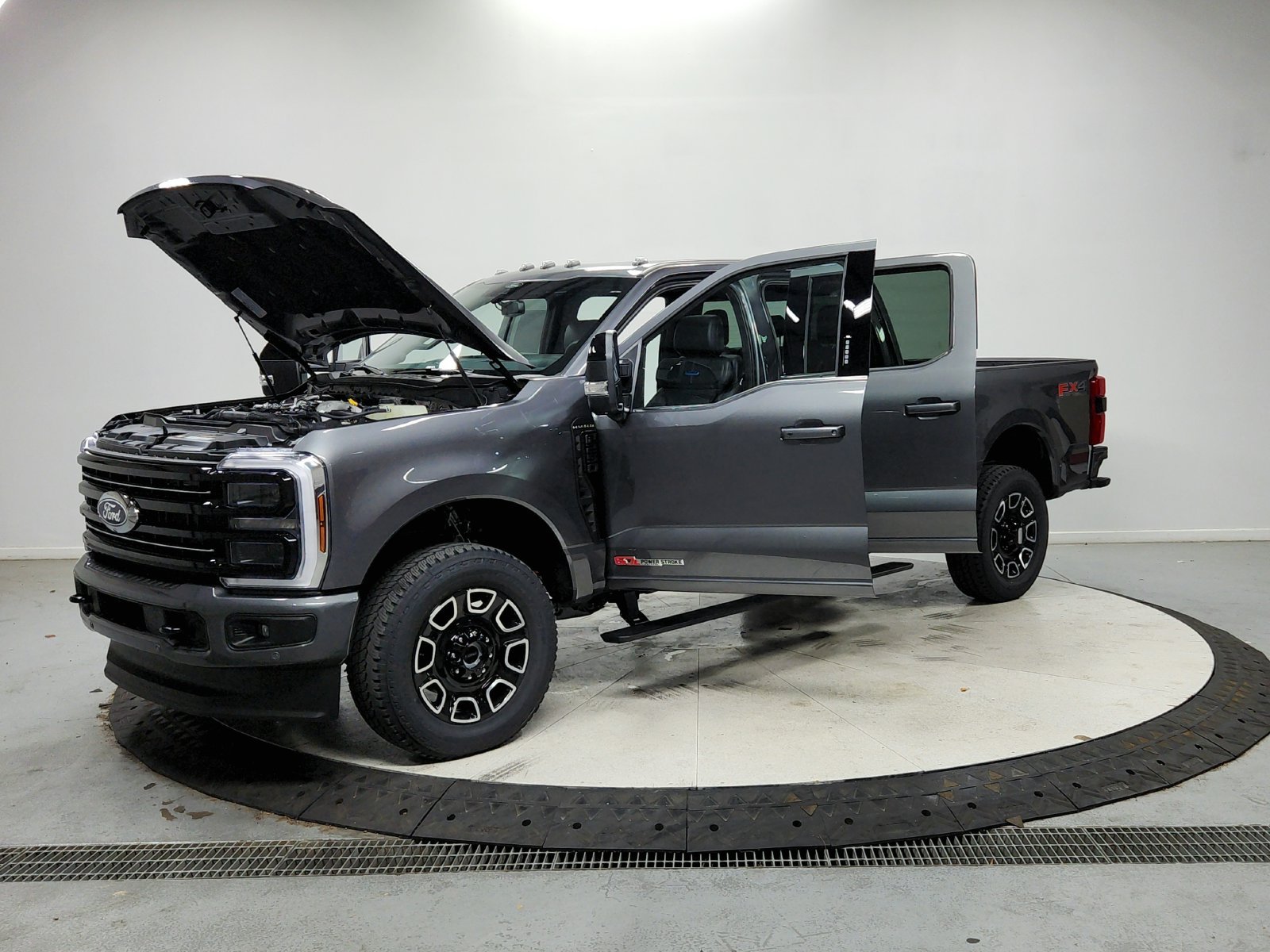 New 2027 Carbonized Gray Metallic Ford F-250® Platinum® image 12