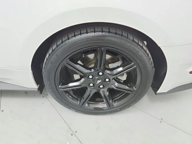 Used 2019 White Ford GT image 37