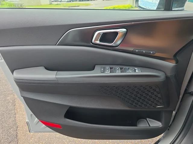 New 2026 Ceramic Silver Kia SX Prestige image 9