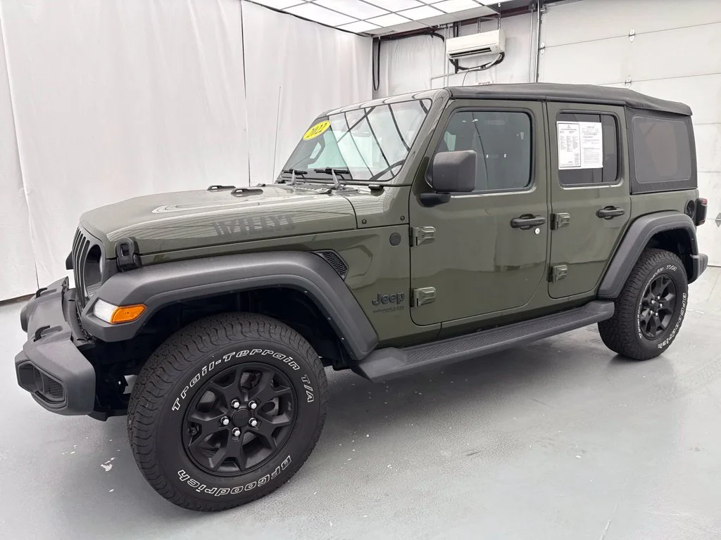 Used 2022 Green Clearcoat Jeep Unlimited Willys image 3